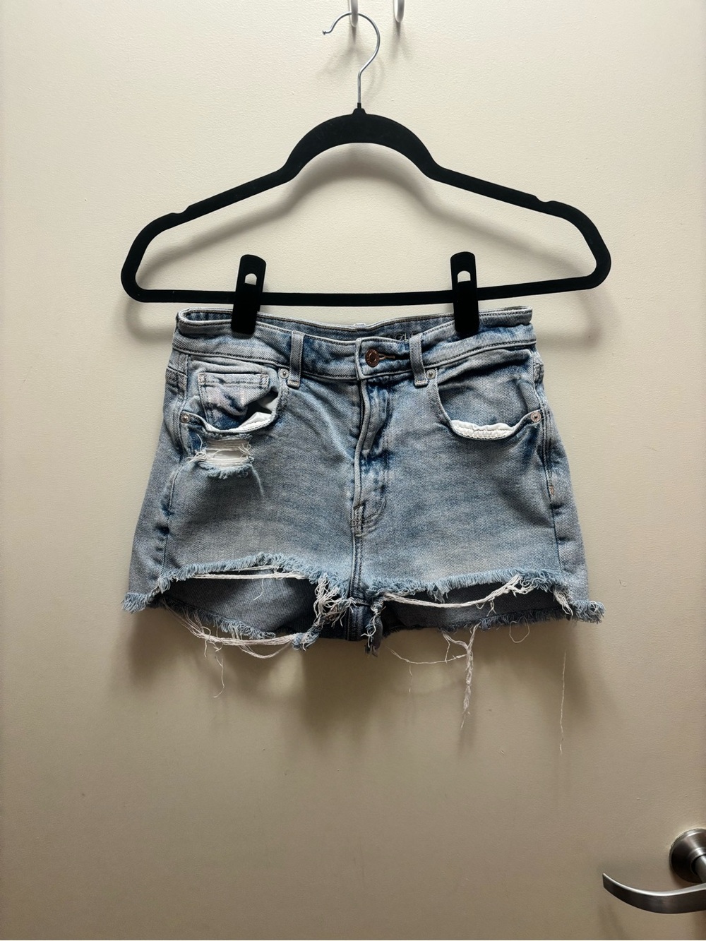 American Eagle Outfitters Light Wash Distressed Denim Shorts